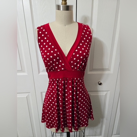 L8ter Red & White Sleeveless Poka dot Top, Size Large, Belt ties in Back, EUC - Picture 1 of 10